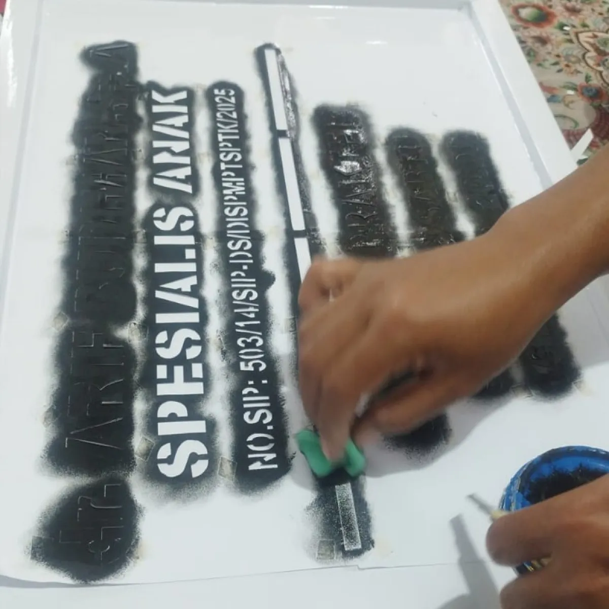 Tentang Hengki 2Z